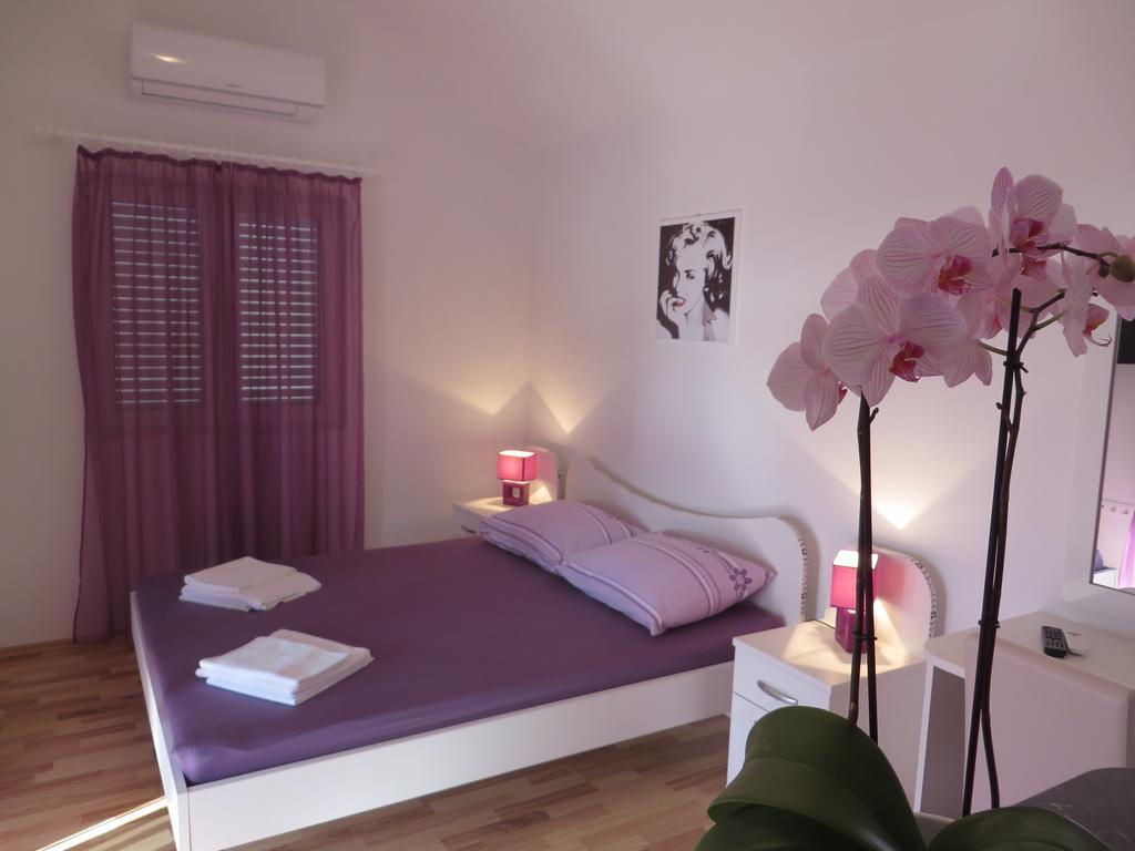 Apartments Petar ฮวาร์ ห้อง รูปภาพ